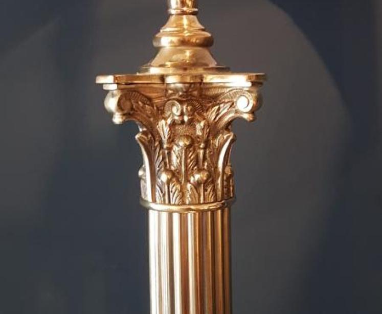 Impressive Edwardian Brass Corinthian Column Lamp - Image 5
