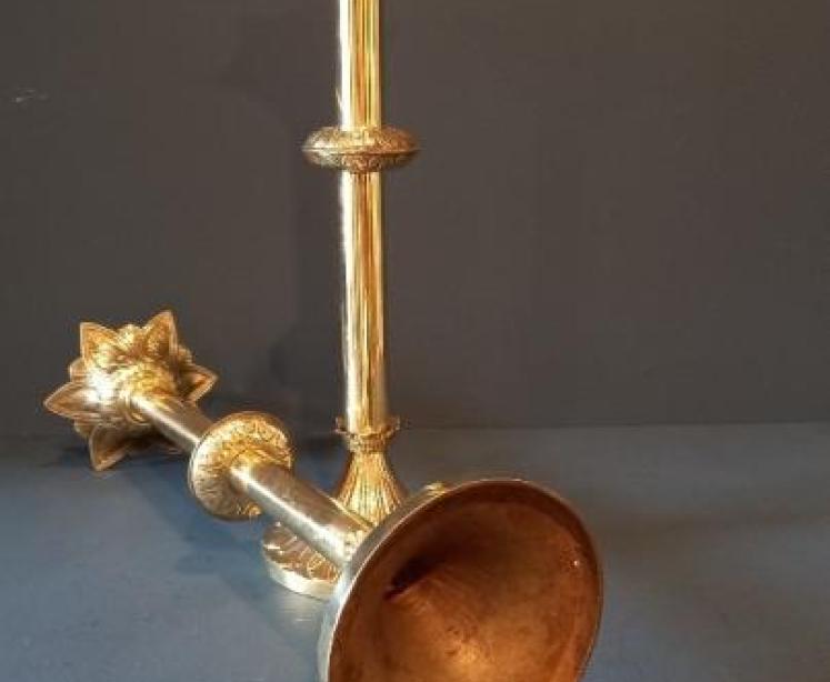 Pair of Art Nouveau Brass 'Pricket' Candlesticks - Image 6
