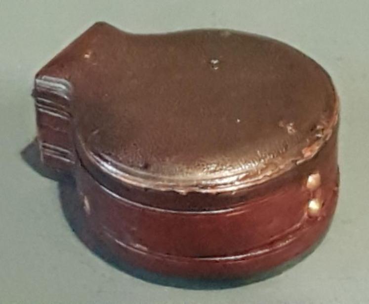 Victorian Double Sided Pocket Barometer, Thermometer and Compass - Image 5