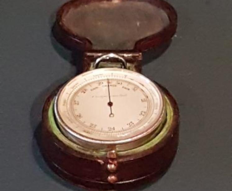 Victorian Double Sided Pocket Barometer, Thermometer and Compass - Image 6