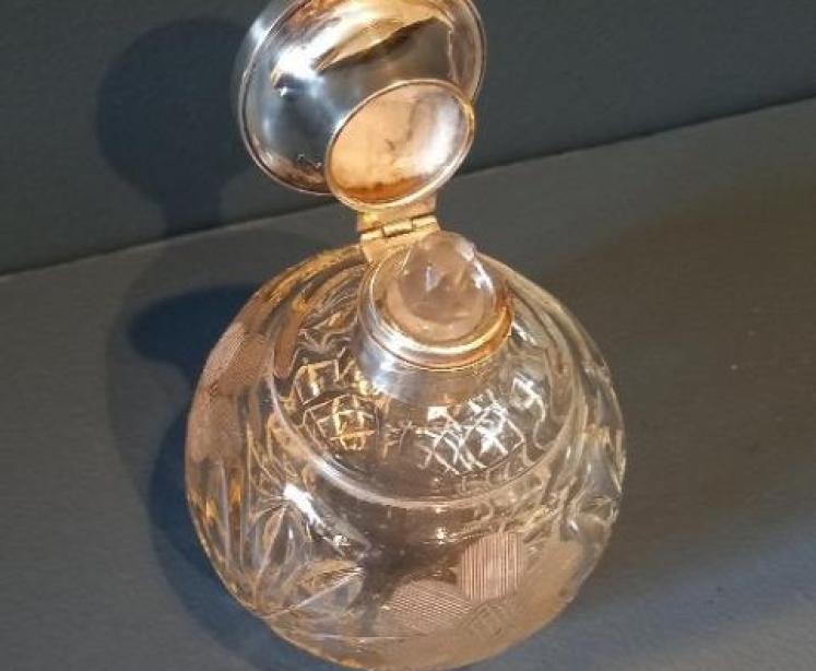 George VI Period Silver & Blue Enamel Scent bottle - Image 3