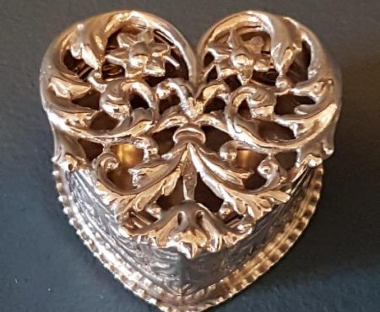 Victorian Silver Heart Shaped Pot Pourri - Image 7