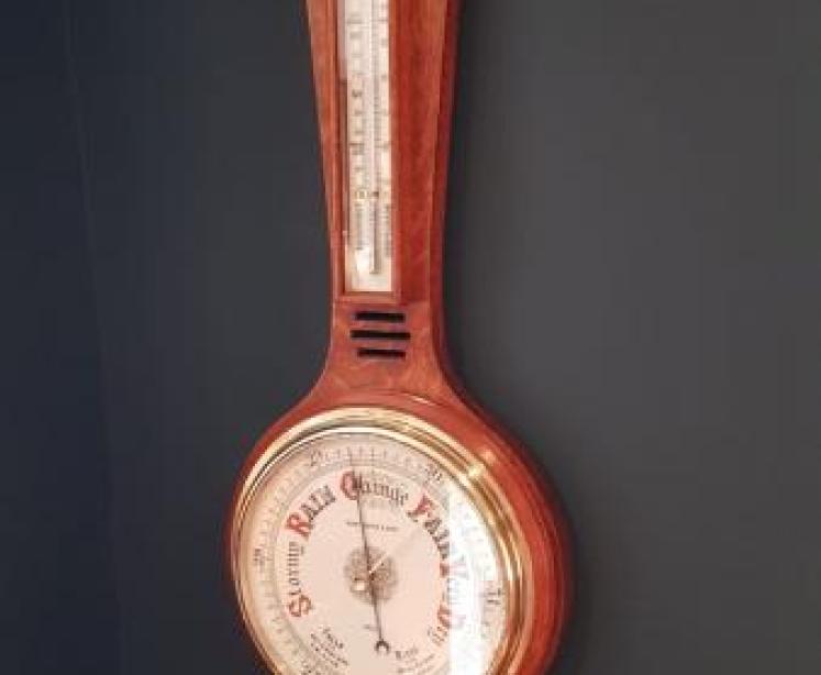 Arts and Crafts Oak Hull Barometer - Image 2