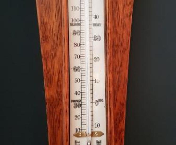 Arts and Crafts Oak Hull Barometer - Image 3