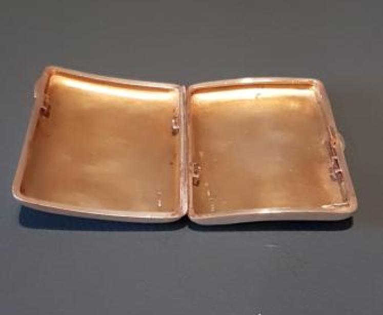 Outstanding Quality Silver and Enamel Cheroot Case - Image 2