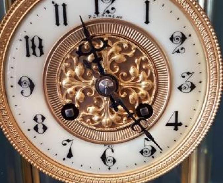 Victorian Four Glass Clock  - Image 4