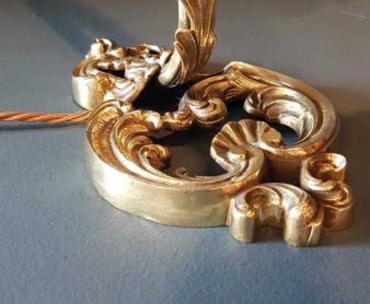 Late Victorian Cast Brass Adjustable Table Lamp and Shade - Image 3