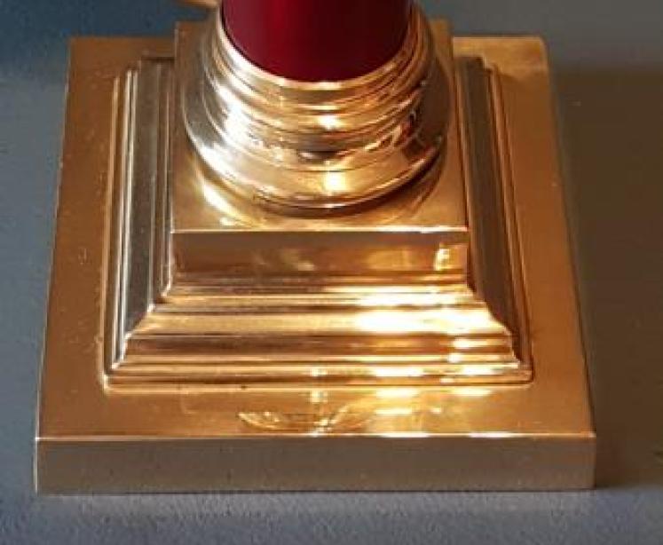 Edwardian Cast Brass & Red Glass Column Lamp  - Image 6