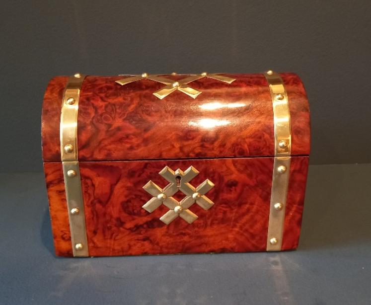 Mid Victorian Burr Walnut Tea Caddy - Image 7