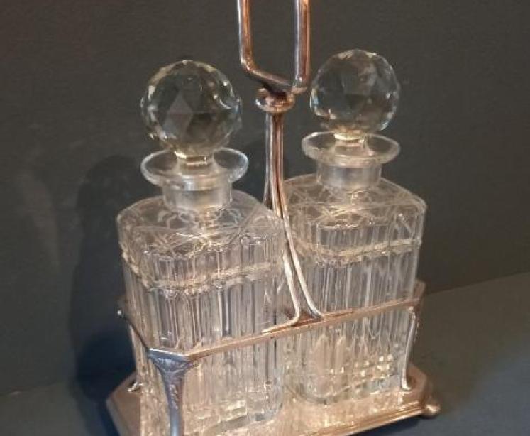 Victorian Silver Plated Two Bottle Decanter Stand  - Image 2