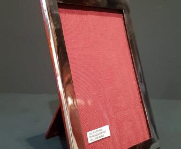 George V Silver Photo Frame - Image 3