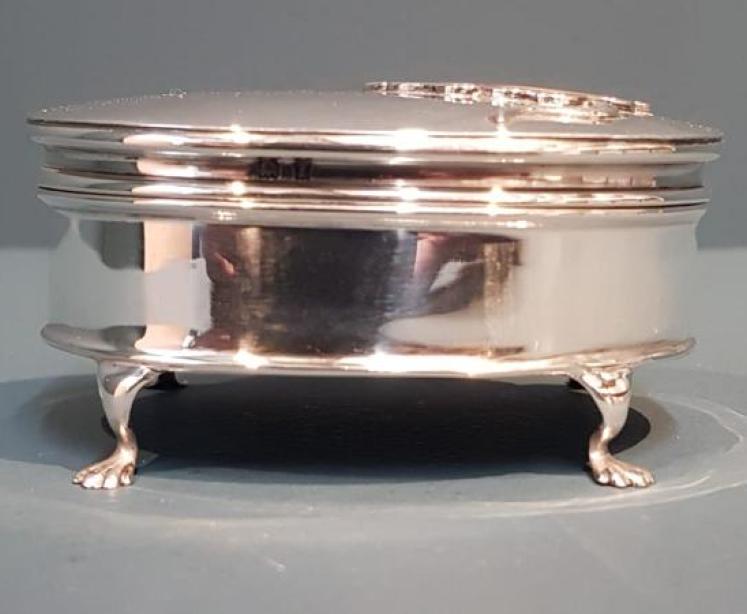 Edwardian Silver and Mother of Pearl Ring Box - Image 5