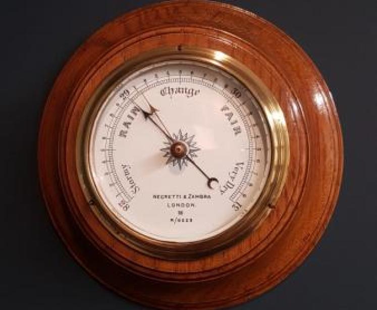 Victorian Golden Oak Cased Negretti and Zambra Barometer - Image 6