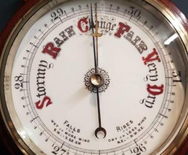 Victorian Carved Oak Banjo Barometer - Image 5