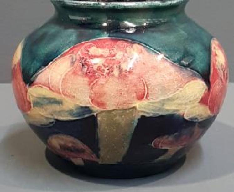 Superb Moorcroft Claremont Vase - Image 1