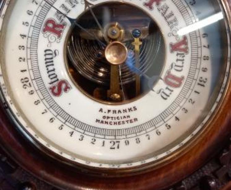Victorian Walnut Acorn & Oak Leaf Manchester Barometer - Image 2