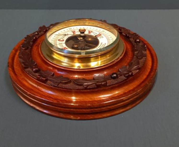 Victorian Walnut Acorn & Oak Leaf Manchester Barometer - Image 6