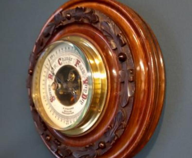 Victorian Walnut Acorn & Oak Leaf Manchester Barometer - Image 7