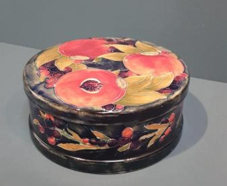Unusual Moorcroft Circular Table Box - Image 7