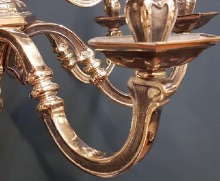 Superb Edwardian Cast Brass 12 Arm Chandelier - Image 4