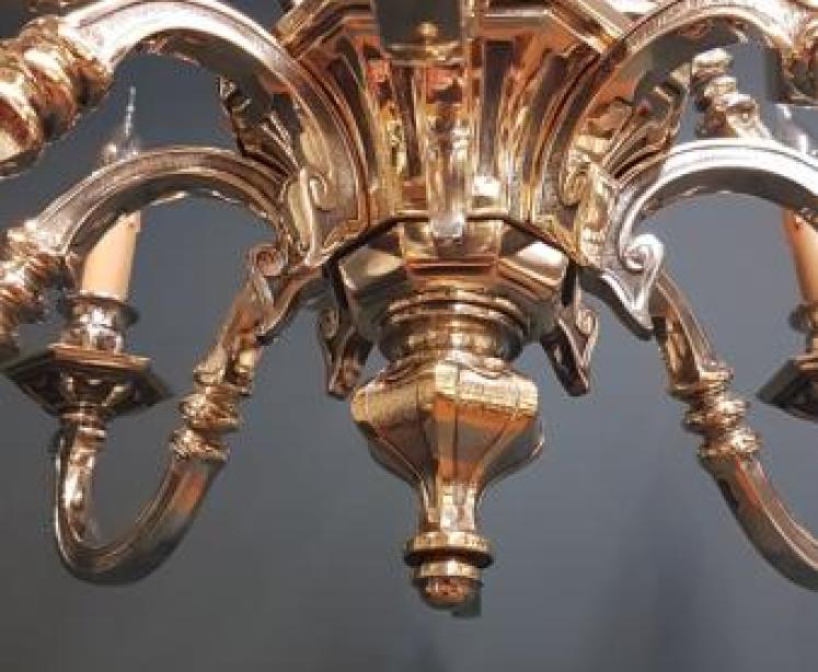 Superb Edwardian Cast Brass 12 Arm Chandelier - Image 5