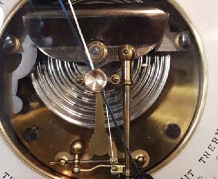 Twin Thermometer Skeletonised Marine Barometer - Image 5