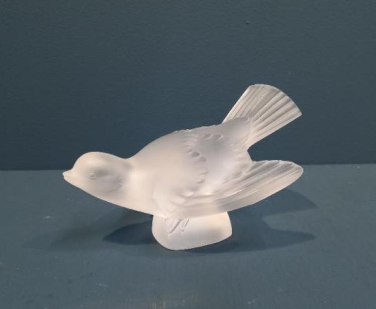 Lalique Opalescent Bird in Flight - Image 1