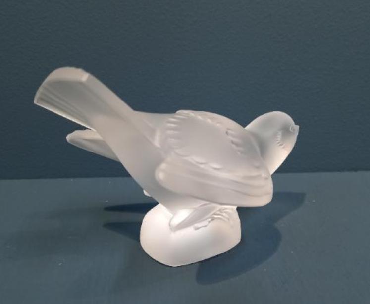 Lalique Opalescent Bird in Flight - Image 4