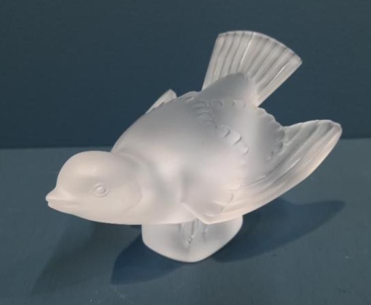 Lalique Opalescent Bird in Flight - Image 5