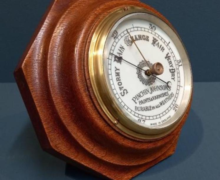 Edwardian Golden Oak Barometer - Image 3