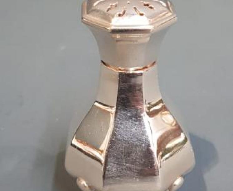 George V Silver Three Piece Cruet - Image 3