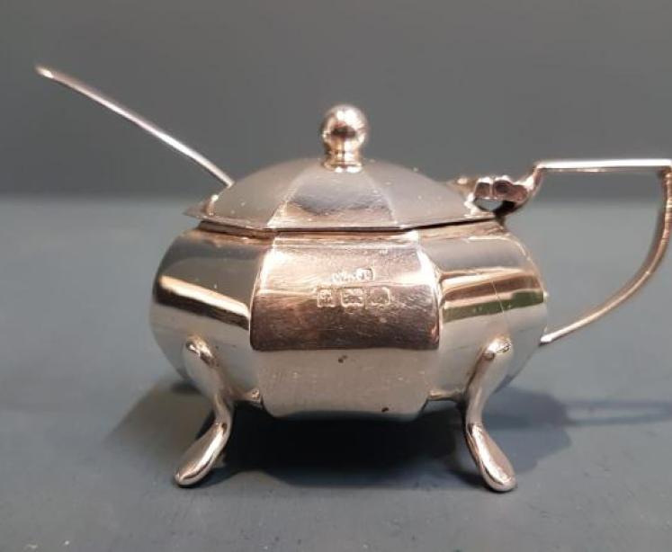 George V Silver Three Piece Cruet - Image 5