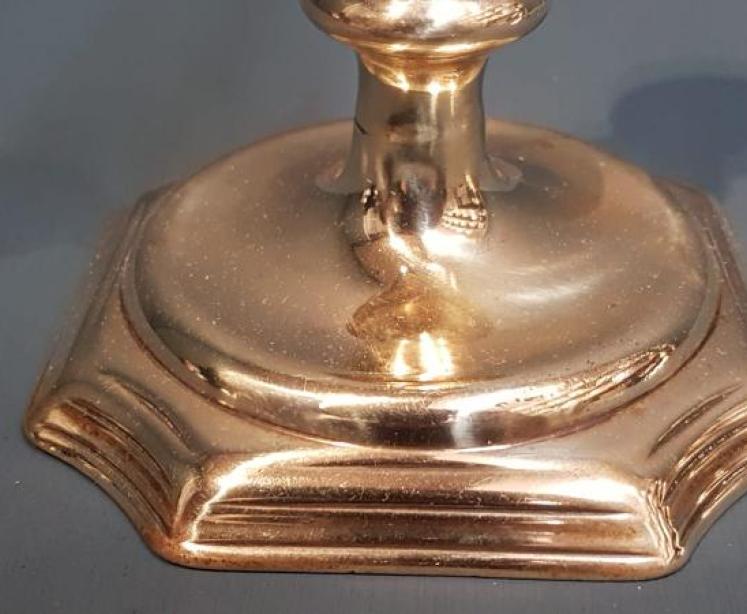 Pair of George III Seamed Brass Candlesticks - Image 4