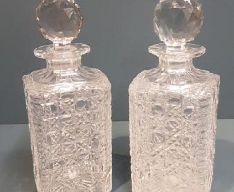 Atkinson Lancaster 2 Pint Bottle Tantalus - Image 7