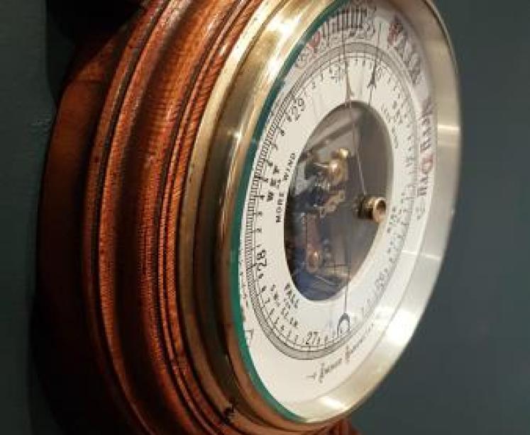 Superb Victorian Carved Oak Banjo Barometer with Skeletonised Movement - Image 5