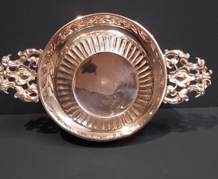 Superb Large Victorian Silver Quaich - Image 3