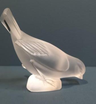Lalique Opalescent Feeding Bird