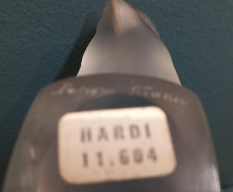 Lalique Opalescent Feeding Bird - Image 5