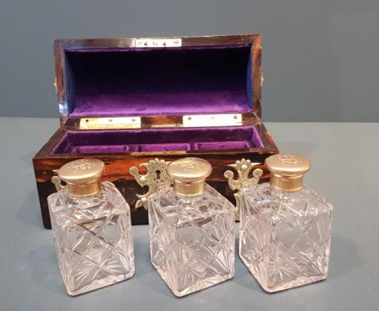 Superb Early Victorian Coromandel Scent Bottle Box - Image 4