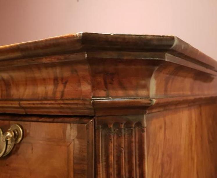 Superb George II Walnut Chest on Chest - Image 4