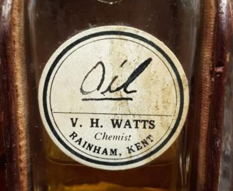 Victorian Mahogany Apothecary Box and Original Contents - Image 6