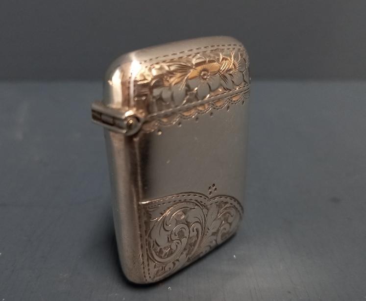 Victorian Engraved Silver Vesta Case - Image 1