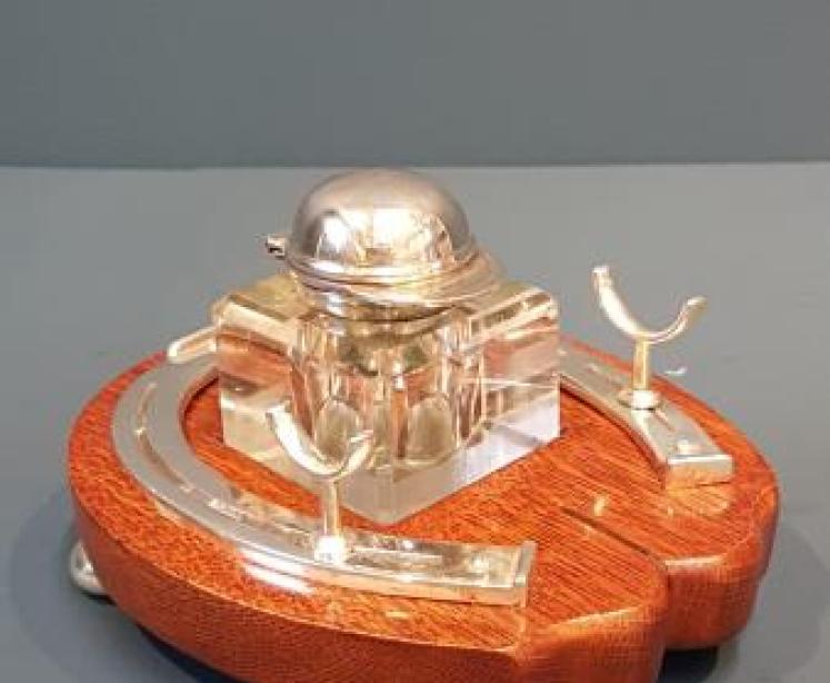 Victorian Oak Horse Racing Themed Pen & Inkstand - Image 1