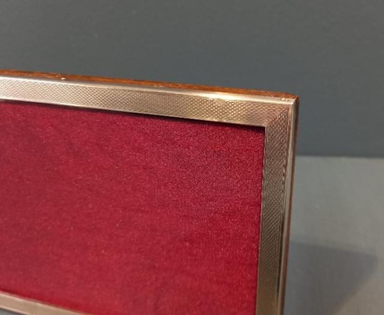 George V Engraved Silver Photo Frame - Image 3