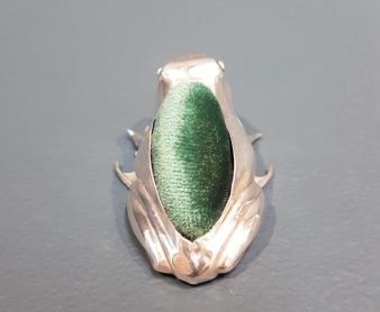 Edwardian Silver Frog Pin Cushion - Image 5