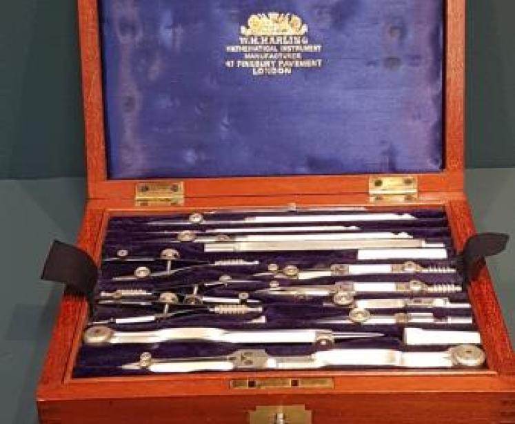 Edwardian Drawing Instrument Set - Image 2