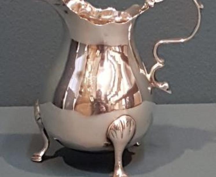George II Silver Cream Jug - Image 1