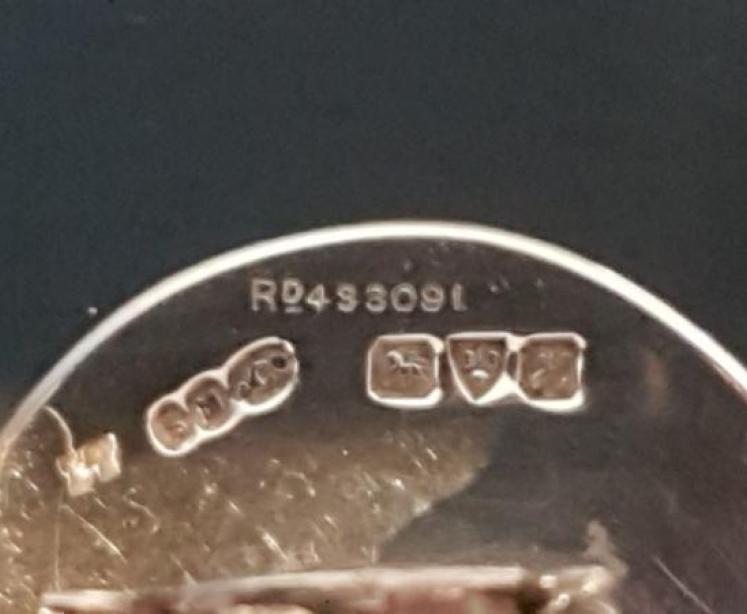 Set of Four Sampson Mordan Silver Owl Menu Holders - Image 6