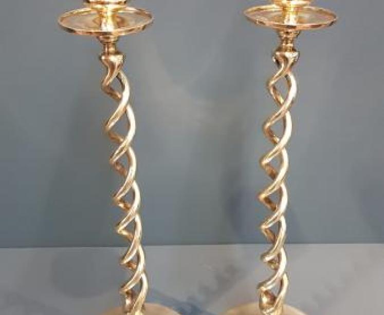 Pair of Large Victorian Brass Candlesticks - Image 7
