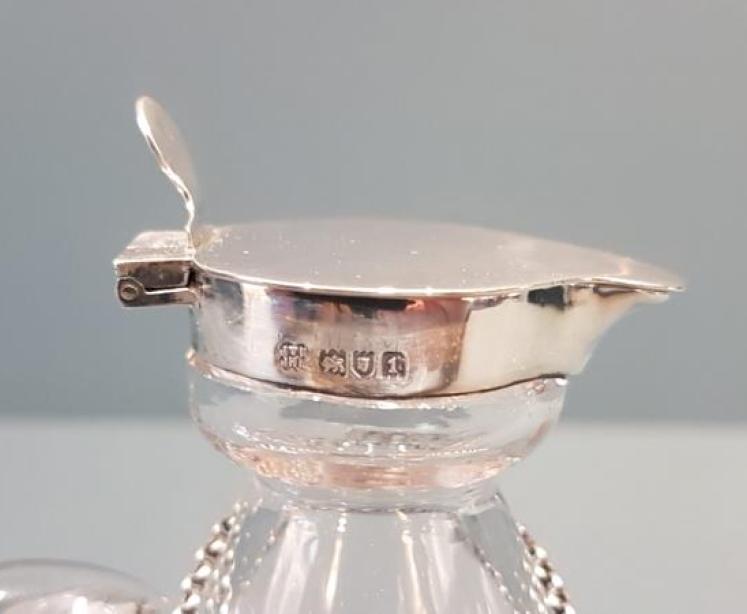 Hukin & Heath Silver Mounted Port Noggin - Image 5